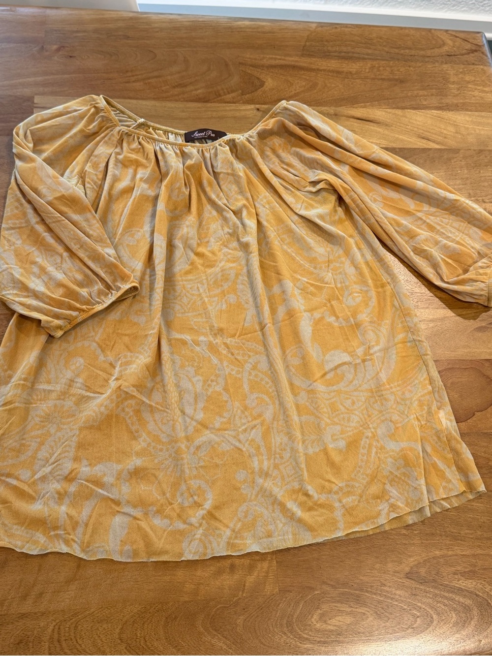 Sweet Pea by Stacy Frati Yellow and Cream Printed Tunic Sheer Top Size Large